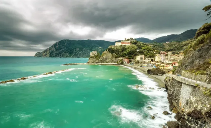 Framed Print : Cinque Terre coastline villages, La Spezia, Italy Framed Print : Cinque Terre coastline villages, La Spezia, Italy