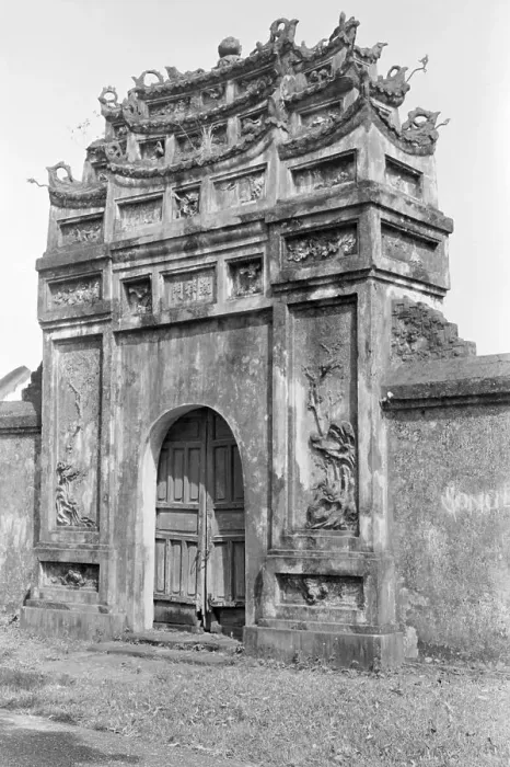 Framed Print : Citadel Standing in Hue Framed Print : Citadel Standing in Hue