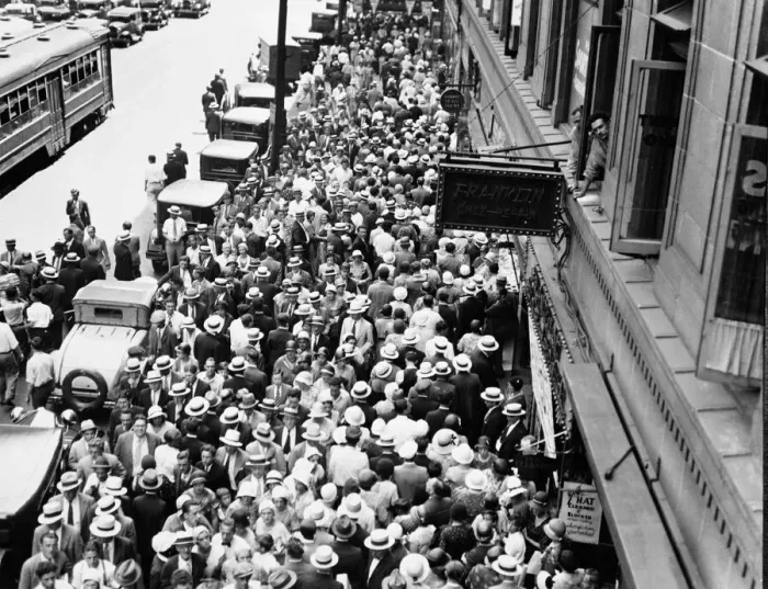 Framed Print : City crowds Framed Print : City crowds