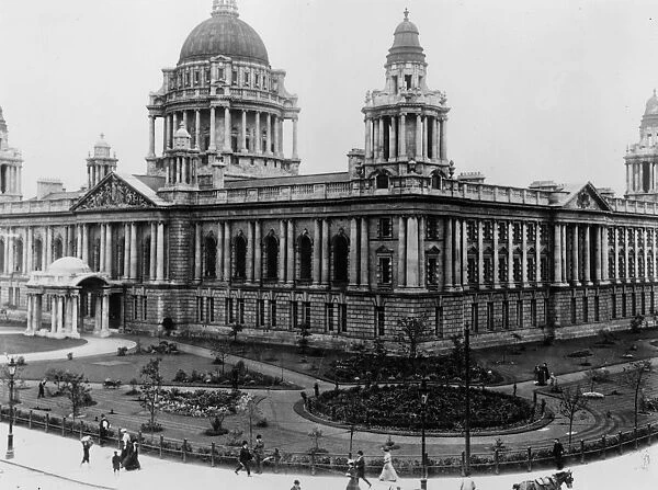 City Hall. circa 1900: City Hall in Belfast. (Photo by Hulton Archive / Getty Images)
