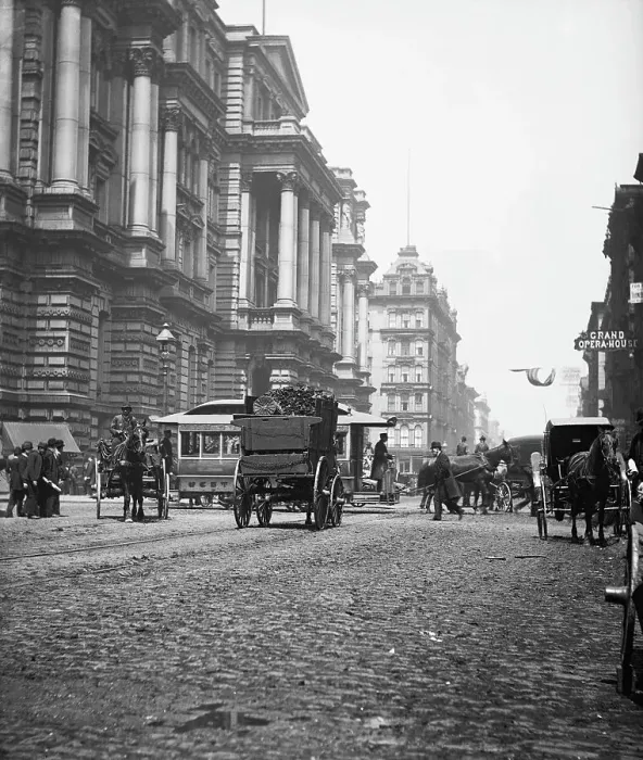Framed Print : City Hall Court House (On R);Gen. Street Framed Print : City Hall Court House (On R);Gen. Street