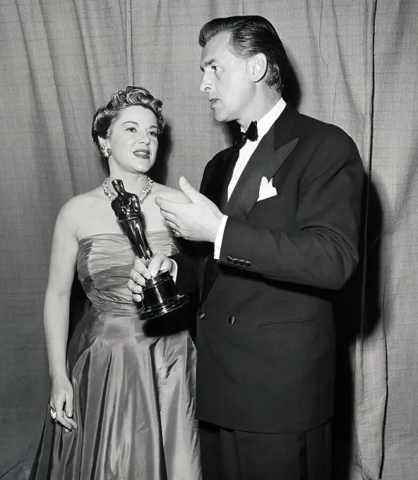 Framed Print : Claire Trevor Presents Academy Award to Stewart Granger Framed Print : Claire Trevor Presents Academy Award to Stewart Granger