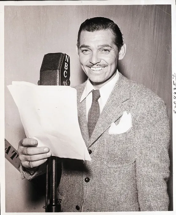Framed Print : Clark Gable Reads Into Nbc Radio Mic Framed Print : Clark Gable Reads Into Nbc Radio Mic