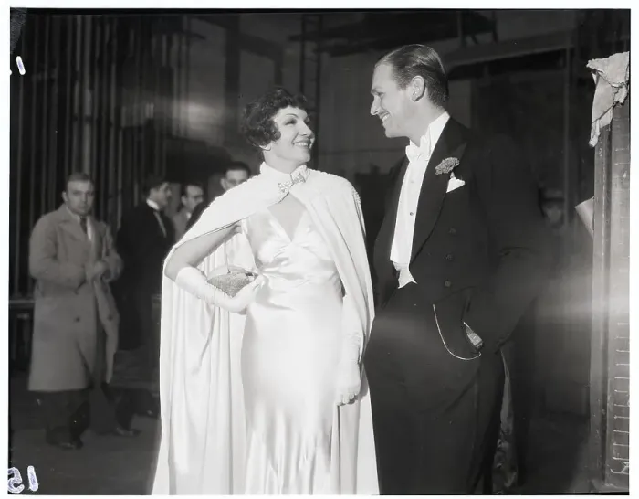 Framed Print : Claudette Colbert and Douglas Fairbanks, Jr Framed Print : Claudette Colbert and Douglas Fairbanks, Jr