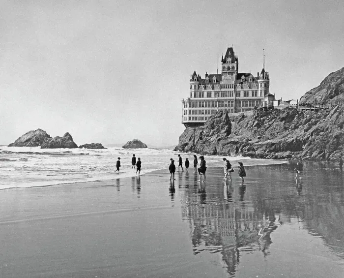 Framed Print : Cliff House, Ocean Beach, San Francisco Framed Print : Cliff House, Ocean Beach, San Francisco