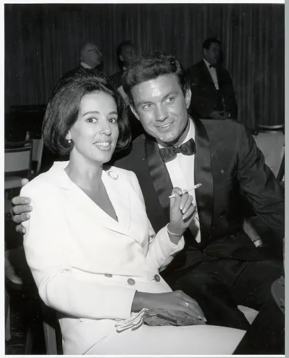 Framed Print : Cliff Robertson & Ann Lupton Seated Framed Print : Cliff Robertson & Ann Lupton Seated