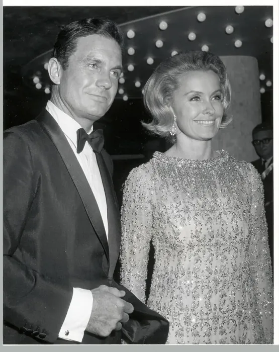 Framed Print : Cliff Robertson & Dina Merrill / Waist-Up