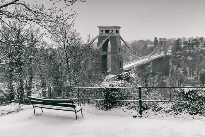 Framed Print : Clifton Suspension Bridge Meeting Place