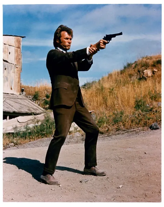 Framed Print : Clint Eastwood In Dirty Harry Framed Print : Clint Eastwood In Dirty Harry