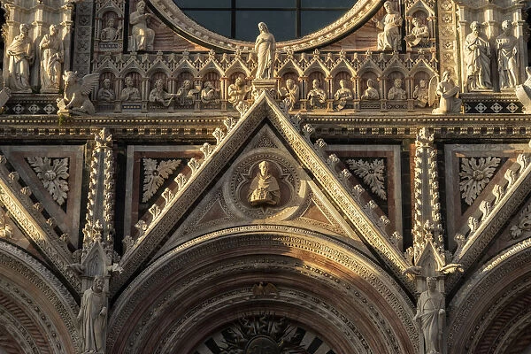 Close up front of Cathedral of Siena