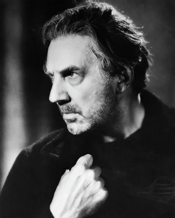 Framed Print : Close up Portrait of Bela Lugosi Framed Print : Close up Portrait of Bela Lugosi