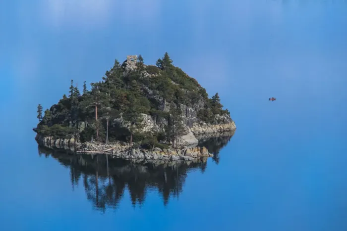 Framed Print : Close up view of Fannette Island in Emerald Bay, Lake Tahoe, Nevada Framed Print : Close up view of Fannette Island in Emerald Bay, Lake Tahoe, Nevada