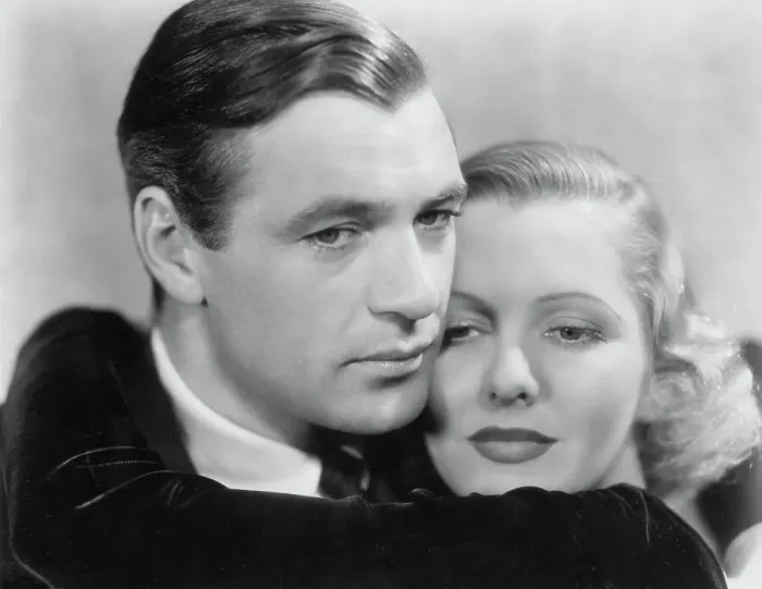 Framed Print : Closeup Gary Cooper Embraces Jean Arthur