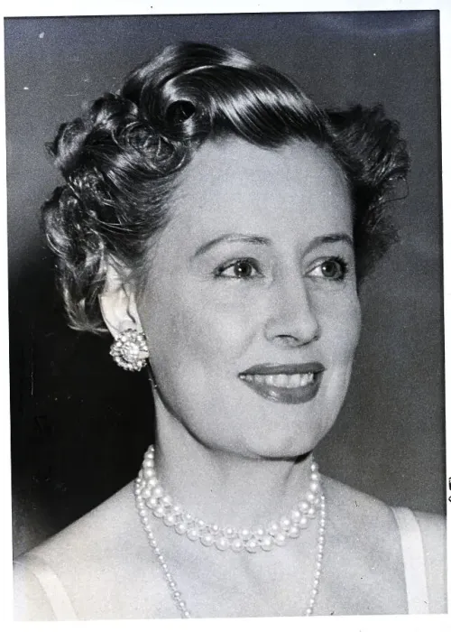 Framed Print : Closeup Of Irene Dunne As Queen Victoria Framed Print : Closeup Of Irene Dunne As Queen Victoria