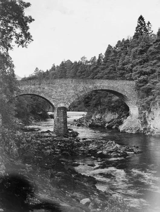 Framed Print : Cluney Bridge Framed Print : Cluney Bridge