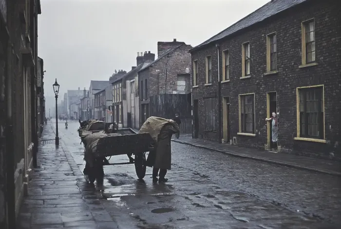 Framed Print : Coal Delivery In Belfast Framed Print : Coal Delivery In Belfast
