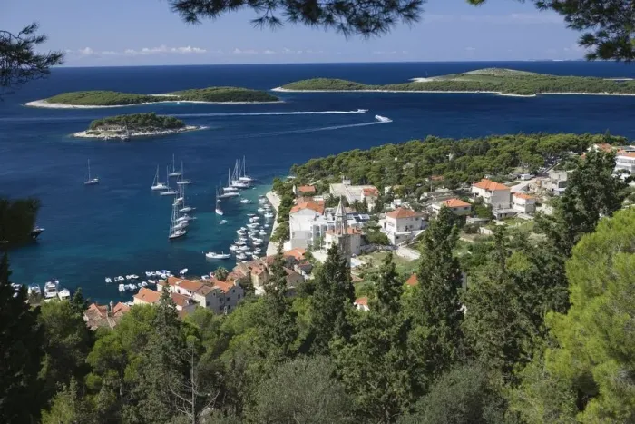 Framed Print : Coastal town in the island of Hvar, Dalmatia Framed Print : Coastal town in the island of Hvar, Dalmatia