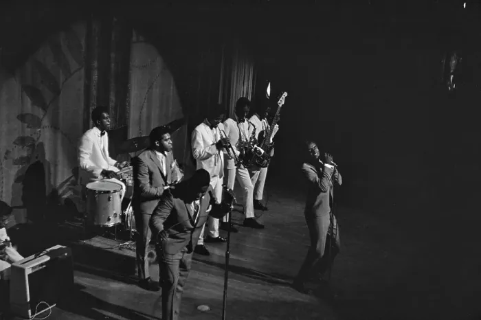 Framed Print : The Coasters Play The Apollo Framed Print : The Coasters Play The Apollo