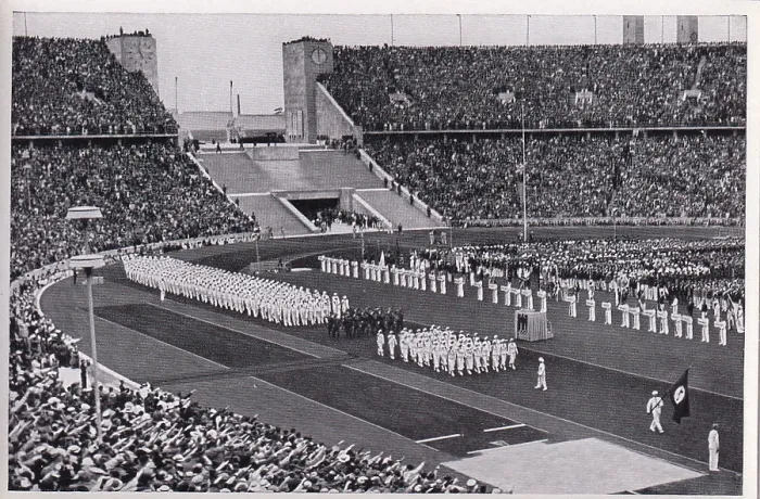 Framed Print : Collectible vintage German cigarette card, 1936 Berlin Olympics Framed Print : Collectible vintage German cigarette card, 1936 Berlin Olympics