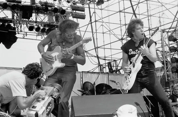 Framed Print : Collins & Thorogood Perform At Live Aid Framed Print : Collins & Thorogood Perform At Live Aid