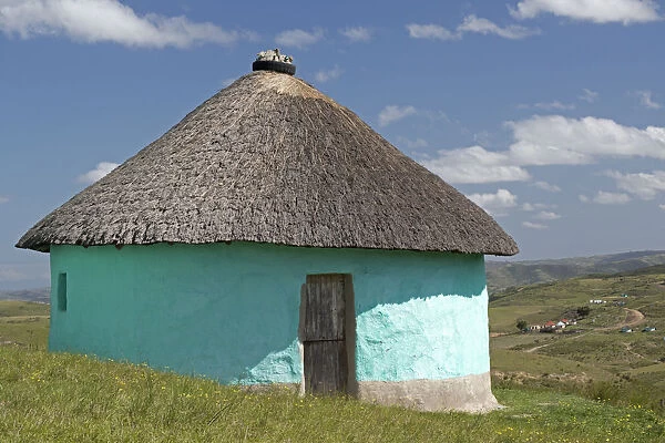 Color Image, Colour Image, Photography, Day, Outdoors, No People, Horizontal, Xhosa Hut