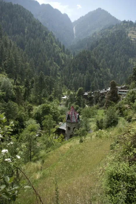 Framed Print : color image, day, himachal pradesh, house, idyllic, india, landscape, meadow, mountain Framed Print : color image, day, himachal pradesh, house, idyllic, india, landscape, meadow, mountain