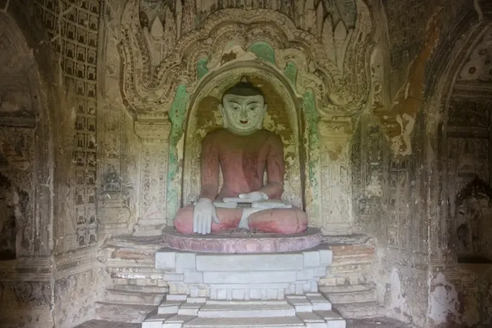 Framed Print : Colored Buddha statue on a temple Framed Print : Colored Buddha statue on a temple