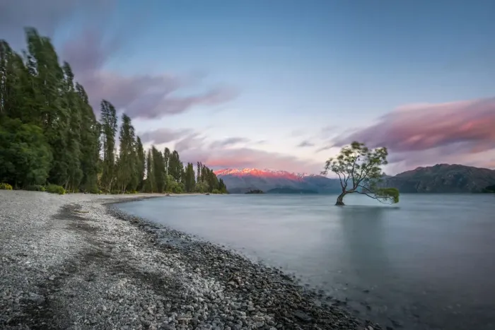 Framed Print : Colorful Lake Wanaka at sunset, New zealand Framed Print : Colorful Lake Wanaka at sunset, New zealand