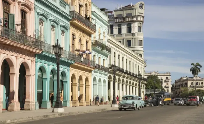 Framed Print : Colorful tropical buildings in old Havana Framed Print : Colorful tropical buildings in old Havana