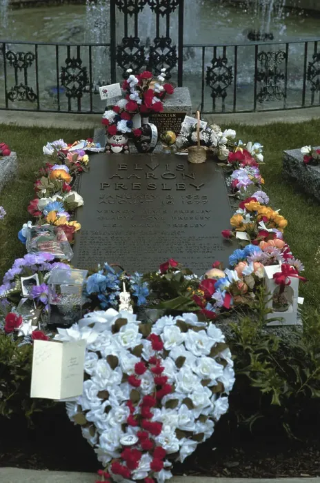 Framed Print : Colorful Wreath at Burial Site for Singer Elvis Presley Framed Print : Colorful Wreath at Burial Site for Singer Elvis Presley