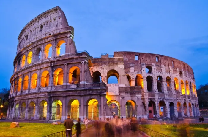 Framed Print : Colosseum at dusk