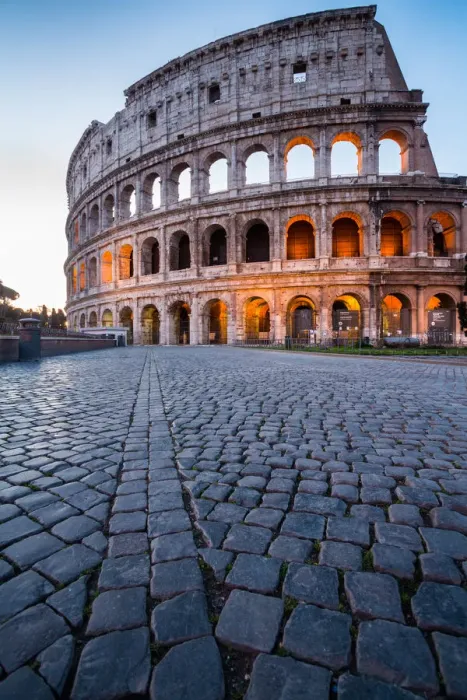 Framed Print : The Colosseum at sunrise in Rome, Italy Framed Print : The Colosseum at sunrise in Rome, Italy