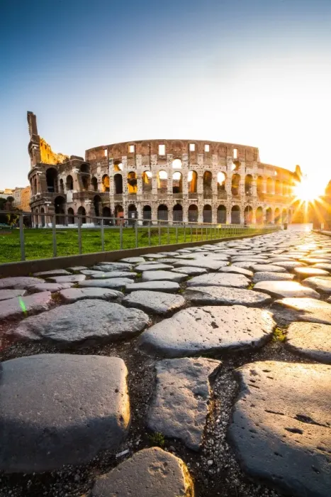 Framed Print : The Colosseum at sunrise in Rome, Italy Framed Print : The Colosseum at sunrise in Rome, Italy