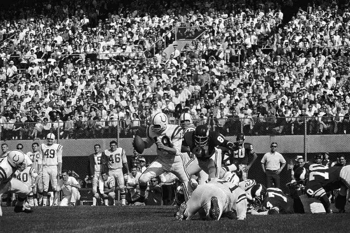 Framed Print : Colts Quarterback Johnny Unitas Throws his Record Breaking Pass Framed Print : Colts Quarterback Johnny Unitas Throws his Record Breaking Pass