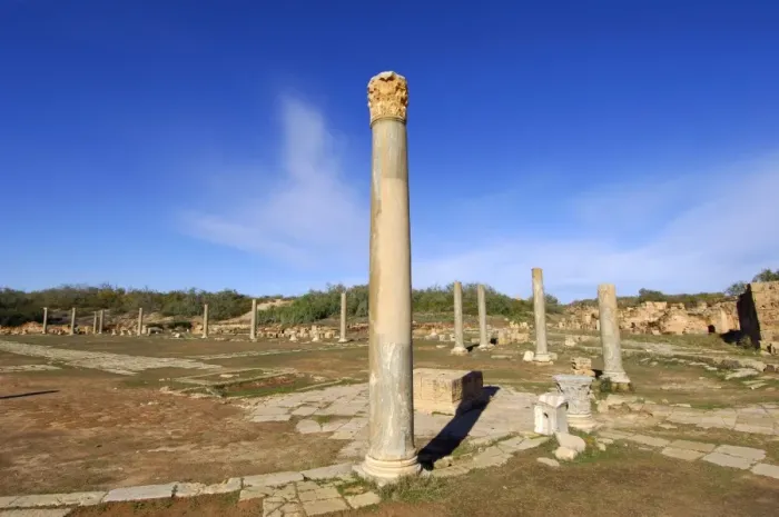 Framed Print : Column with corinthian capital, Ruins of the Roman City Leptis Magna, Libya Framed Print : Column with corinthian capital, Ruins of the Roman City Leptis Magna, Libya