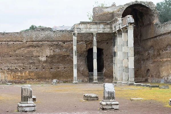 Columns. Hadrian se villa. Tivoli. Rome