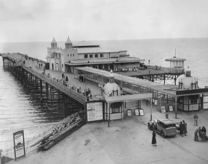 Framed Print : Colwyn Bay Framed Print : Colwyn Bay