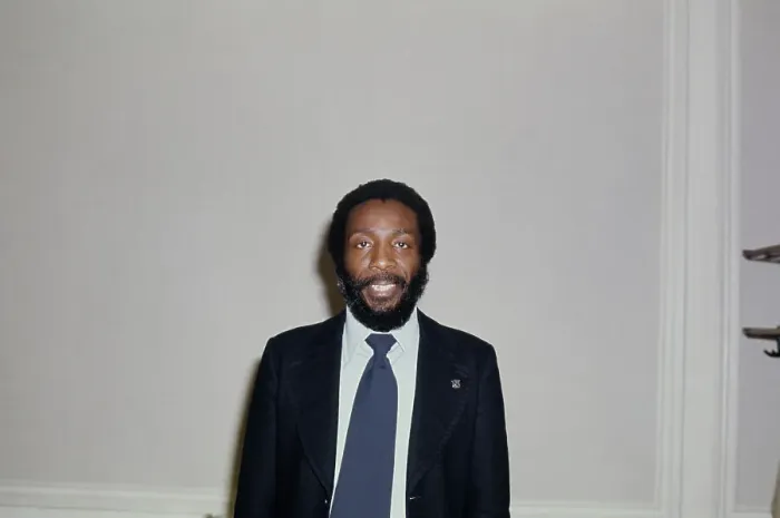 Framed Print : Comedian Dick Gregory