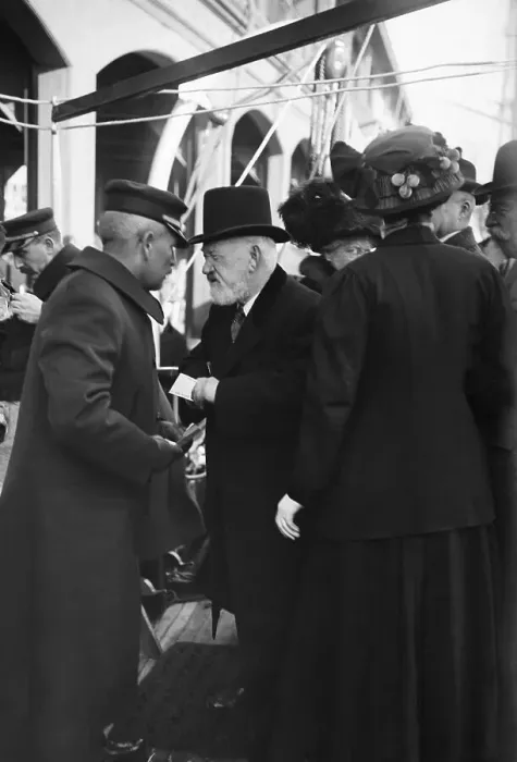 Framed Print : Commodore E.C.Benedict Talking To Man