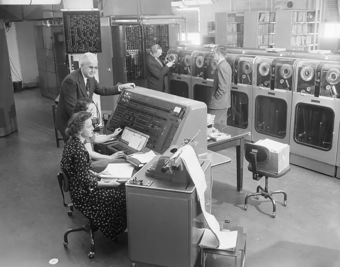 Framed Print : Computer Operators Tabulating the 1954 Census with a UNIVAC Computer Framed Print : Computer Operators Tabulating the 1954 Census with a UNIVAC Computer