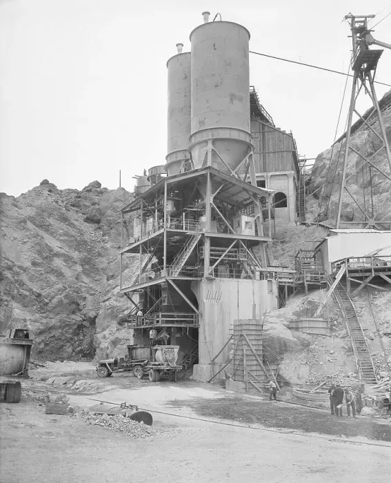 Framed Print : Concrete Mixing Plant Framed Print : Concrete Mixing Plant