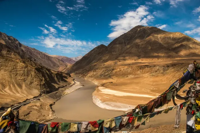 Framed Print : Confluence of Zanskar and Indus rivers - Leh, Lada Framed Print : Confluence of Zanskar and Indus rivers - Leh, Lada