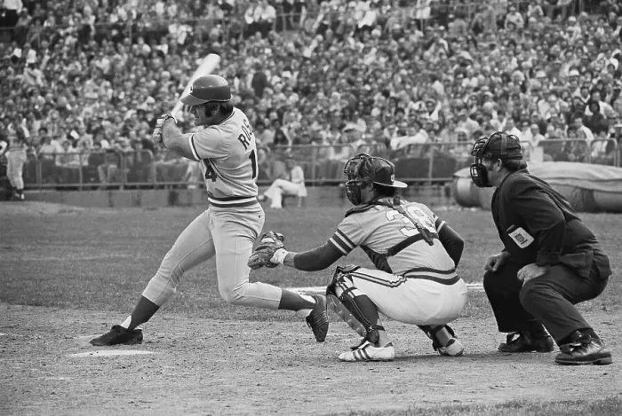 Framed Print : Confrontation Between Pete Rose and Gene Tenace Framed Print : Confrontation Between Pete Rose and Gene Tenace