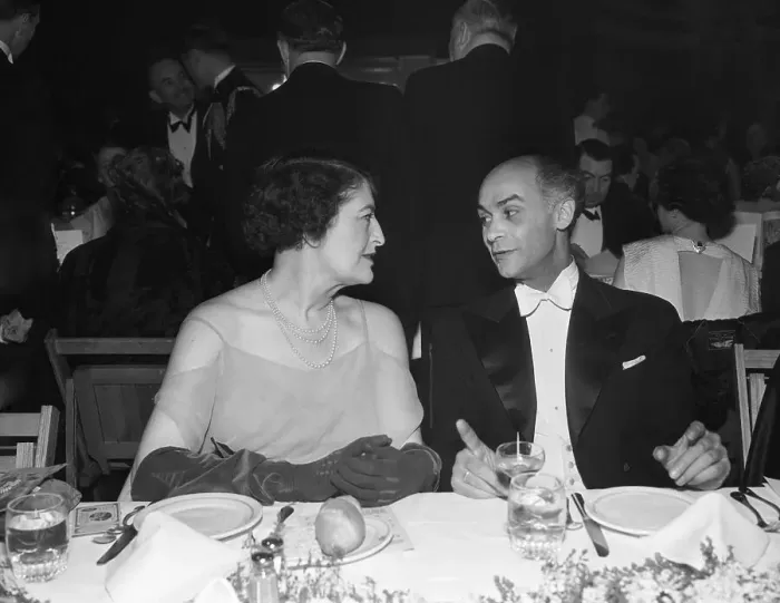 Framed Print : Constance Collier Talking to Hugo Burhauser