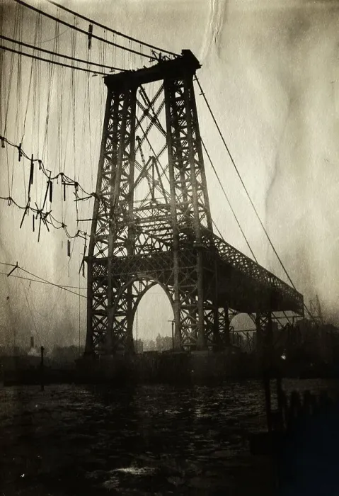 Framed Print : Construction of New York Tower of Williamsburg Bridge on East River Framed Print : Construction of New York Tower of Williamsburg Bridge on East River