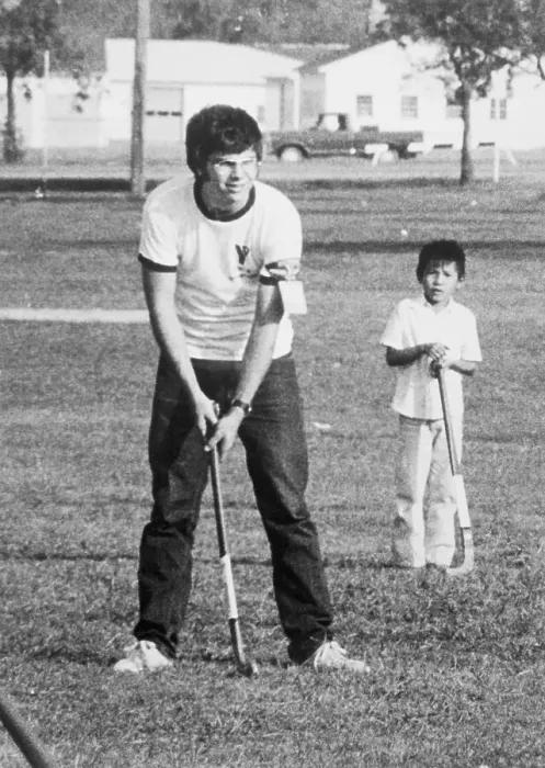 Framed Print : Convicted Killer Mark David Chapman Playing Golf Framed Print : Convicted Killer Mark David Chapman Playing Golf