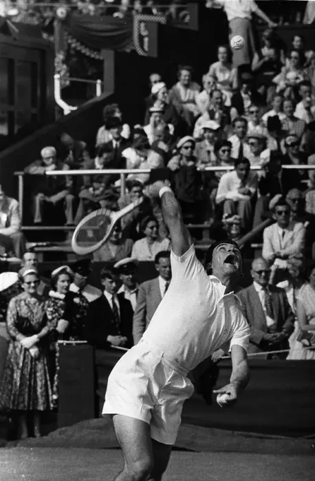 Framed Print : Cooper Serves