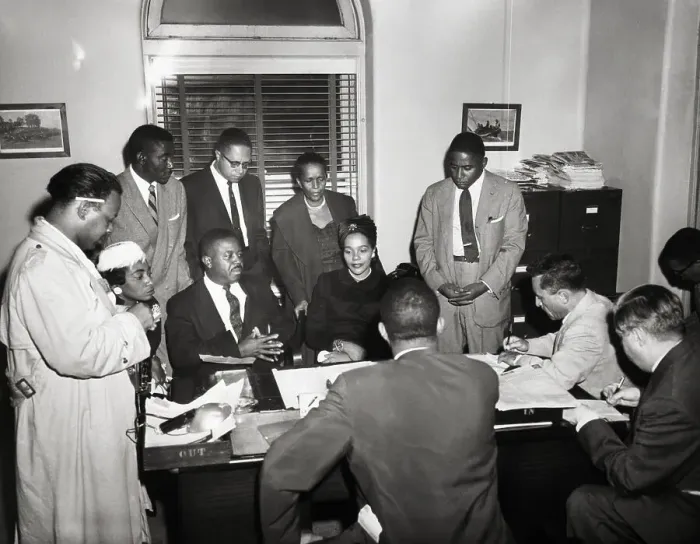 Framed Print : Coretta Scott King And Rev. Abernathy Framed Print : Coretta Scott King And Rev. Abernathy