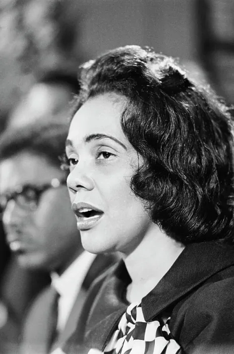 Framed Print : Coretta Scott King Speaking at Press Conference Framed Print : Coretta Scott King Speaking at Press Conference