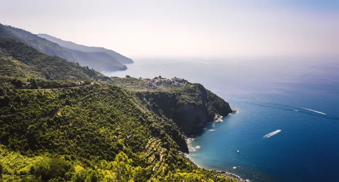 Framed Print : Corniglia, Cinque Terre Framed Print : Corniglia, Cinque Terre